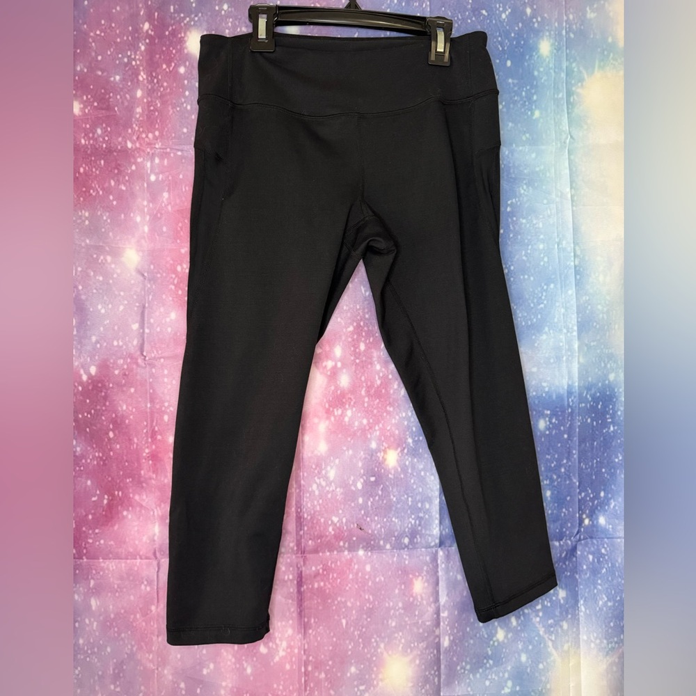 Zella cropped pants 🛍